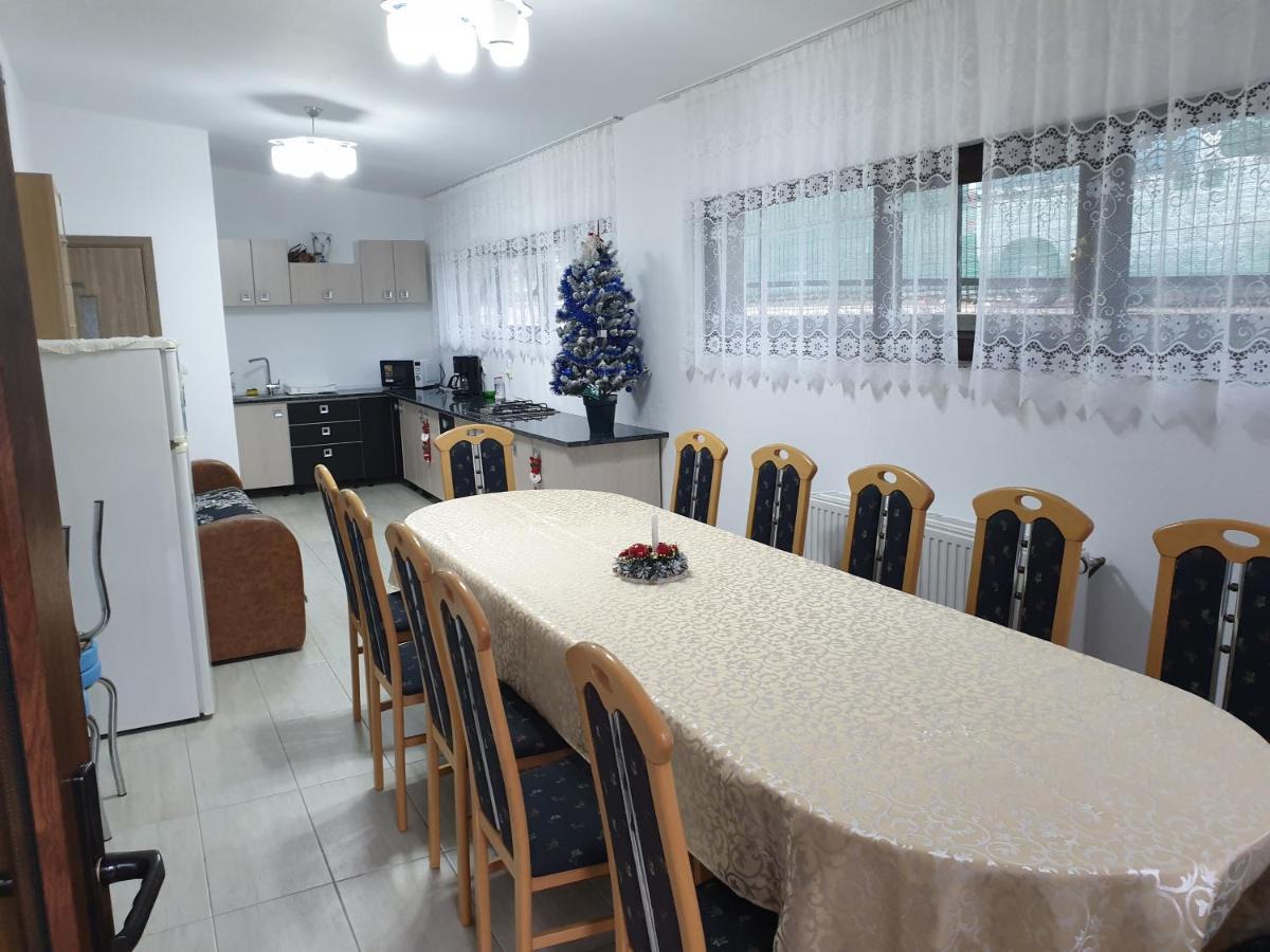 Casa Tucan Ceahlău Екстериор снимка